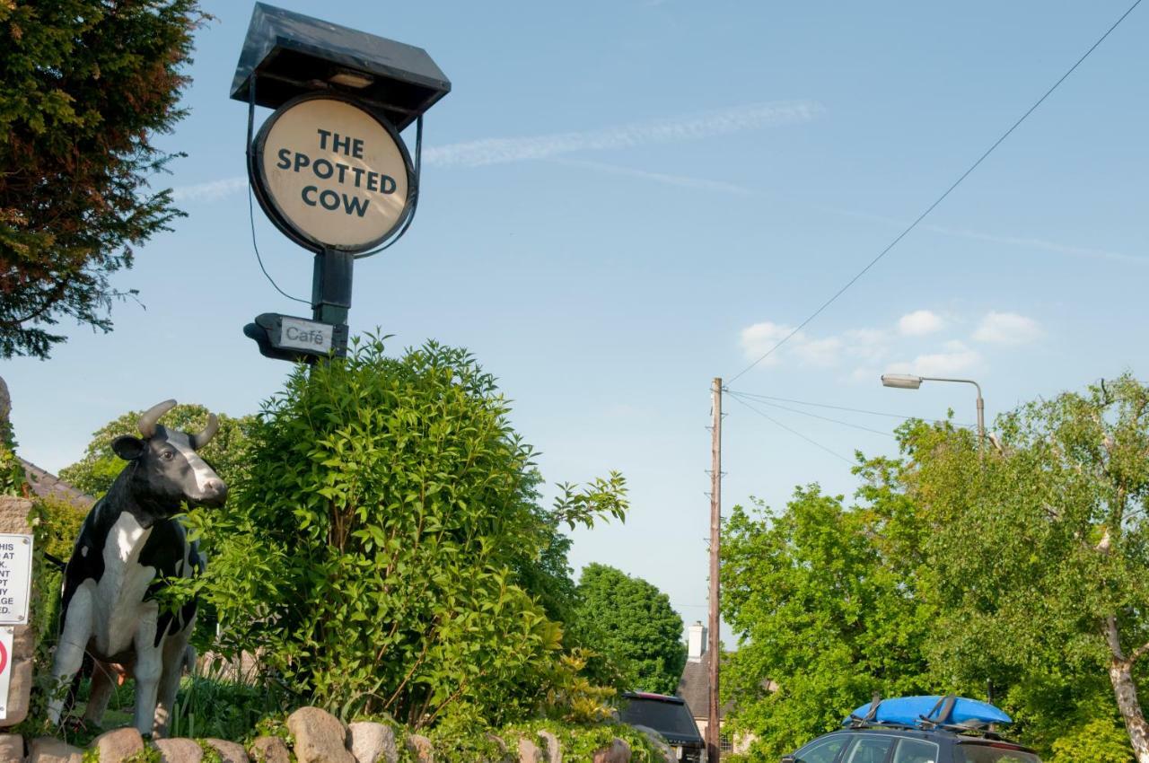 Hotel The Spotted Cow Belper Exterior foto